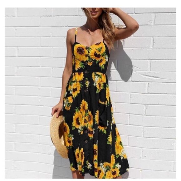 Dresses & Skirts - 𝅺black midi sunflower sun dress